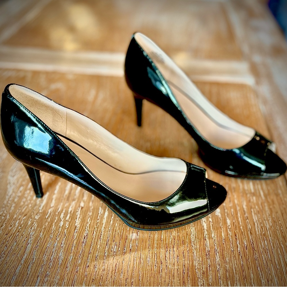 Nine West Elegant Black Peep-Toe Heels